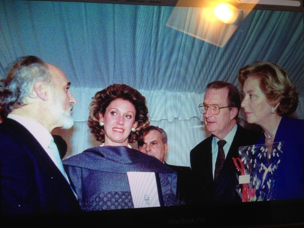 De droite à gauche, SM la Reine Paola, SM le Roi Albert et Flavio Giacomello.